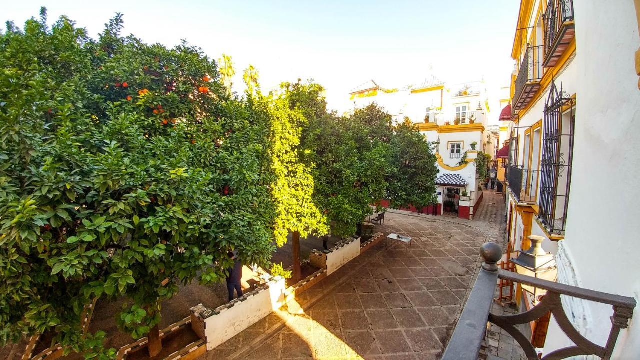 Apartamento Plaza De Dona Elvira 8 Seville Ngoại thất bức ảnh