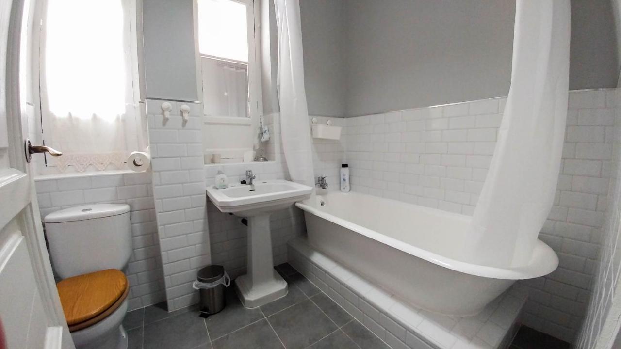 Apartamento Plaza De Dona Elvira 8 Seville Ngoại thất bức ảnh