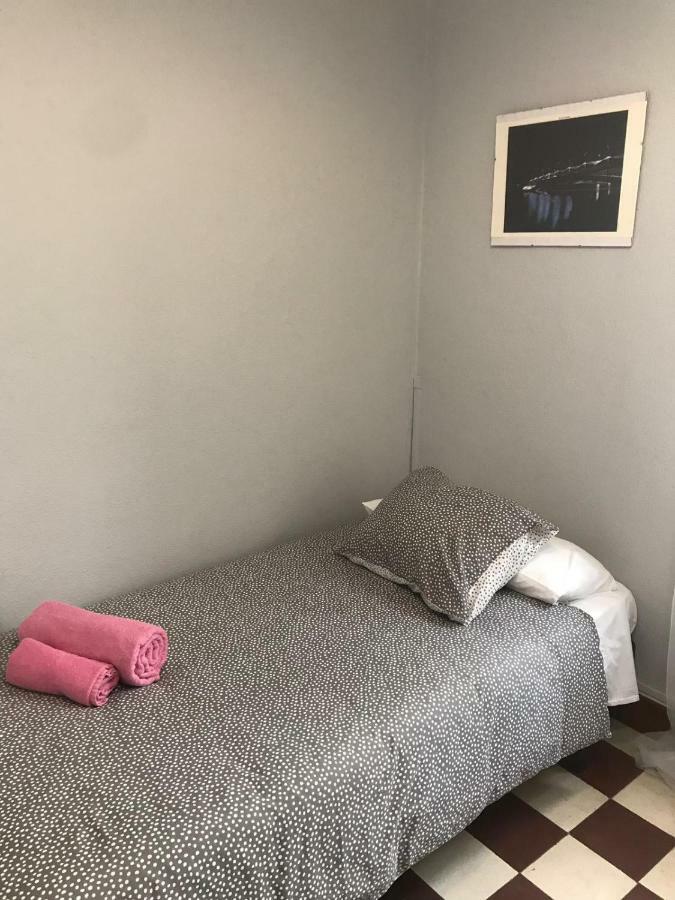Apartamento Plaza De Dona Elvira 8 Seville Ngoại thất bức ảnh